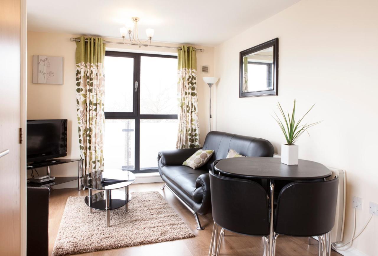 Millennium Plaza By Swa Apartment Cheltenham Ngoại thất bức ảnh