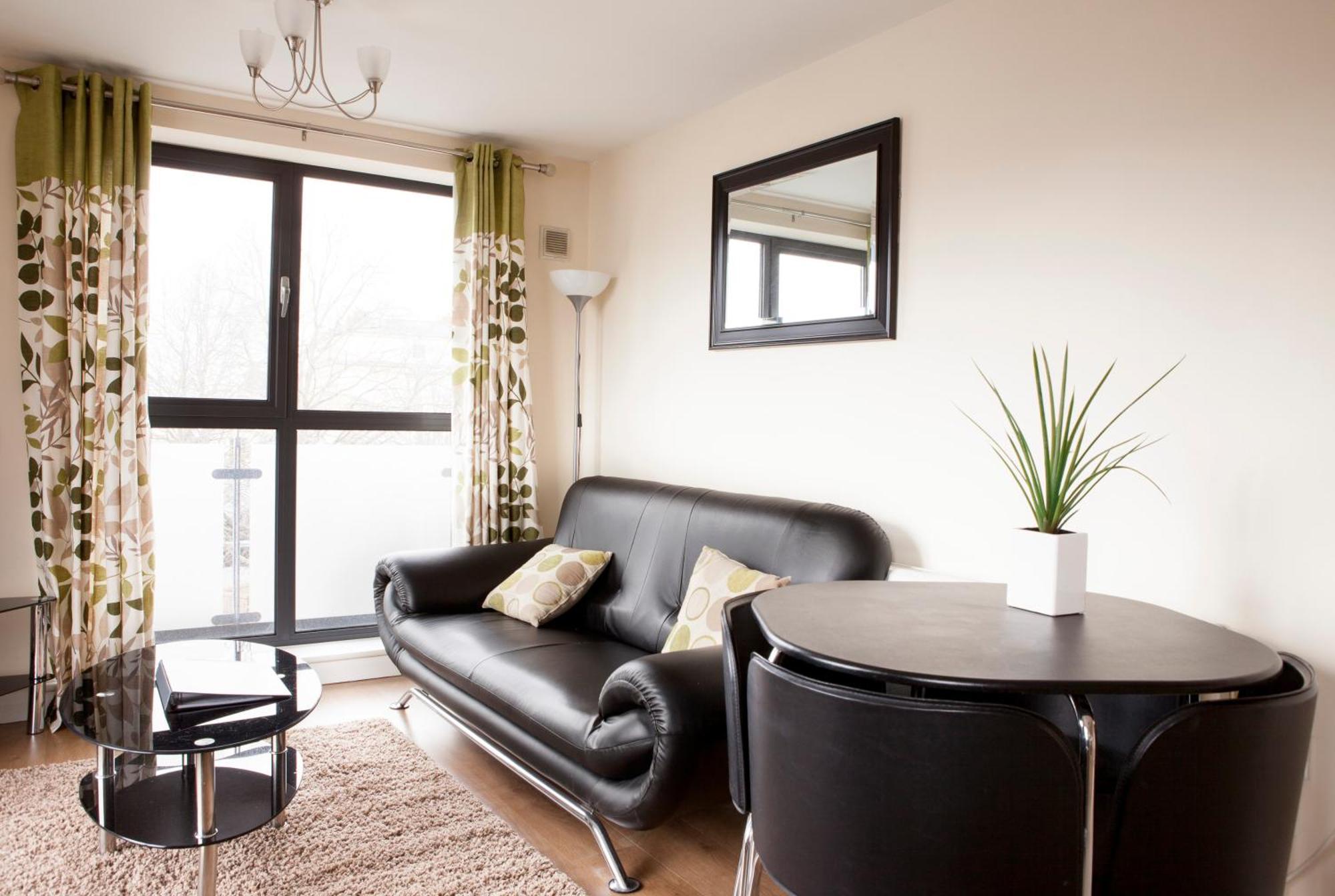 Millennium Plaza By Swa Apartment Cheltenham Ngoại thất bức ảnh