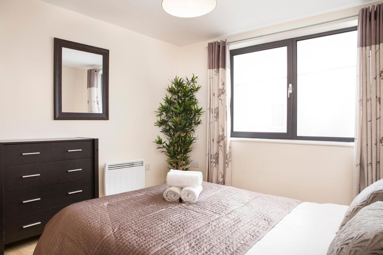 Millennium Plaza By Swa Apartment Cheltenham Ngoại thất bức ảnh